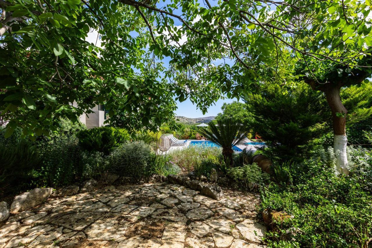 Alonia Villa, Refined Living With 50M2 Private Pool, By Thinkvilla Melidhónion Eksteriør billede
