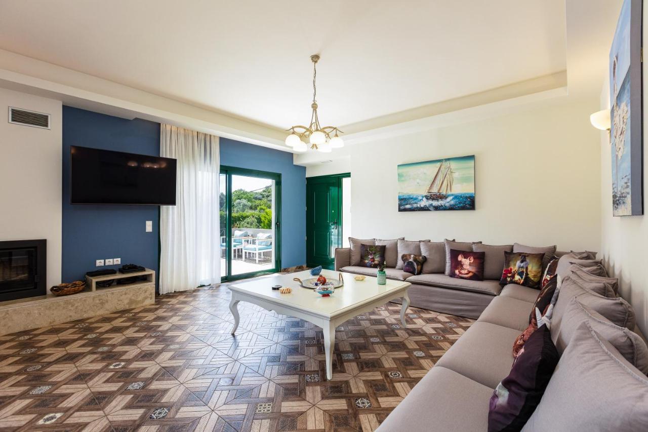 Alonia Villa, Refined Living With 50M2 Private Pool, By Thinkvilla Melidhónion Eksteriør billede