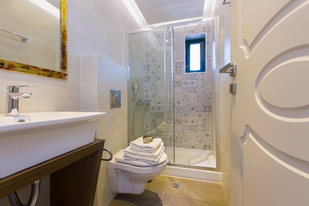Alonia Villa, Refined Living With 50M2 Private Pool, By Thinkvilla Melidhónion Værelse billede